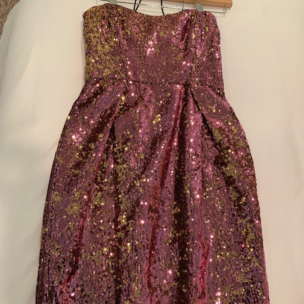 Badgley Mischka Sequin Short Cocktail Dress